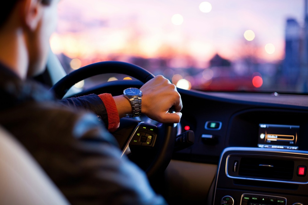CORSO DI AGGIORNAMENTO PER RSPP, ASPP, FORMATORE area tematica 2 e COORDINATORE- Sicurezza al volante- 2 ore- EL3045
